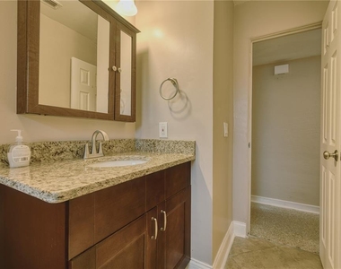 1508 Montcalm Street - Photo Thumbnail 8