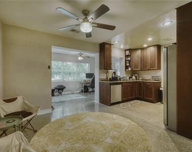 1508 Montcalm Street - Photo Thumbnail 12