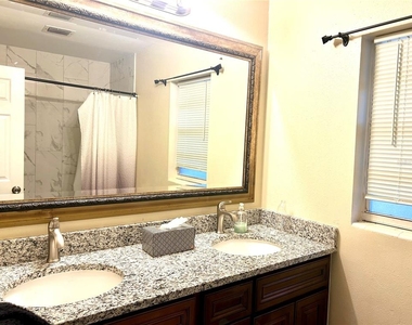 6203 Tebbetts Drive - Photo Thumbnail 15