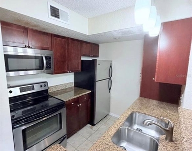 5112 Conroy Road - Photo Thumbnail 3
