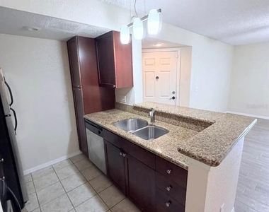 5112 Conroy Road - Photo Thumbnail 4
