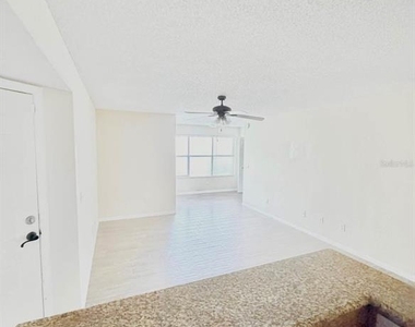 5112 Conroy Road - Photo Thumbnail 6