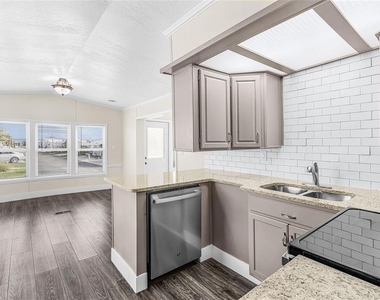 1475 Flamingo Drive - Photo Thumbnail 13