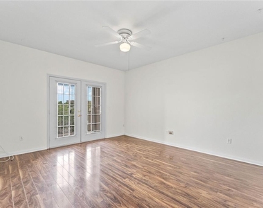 14341 Fredricksburg Drive - Photo Thumbnail 4