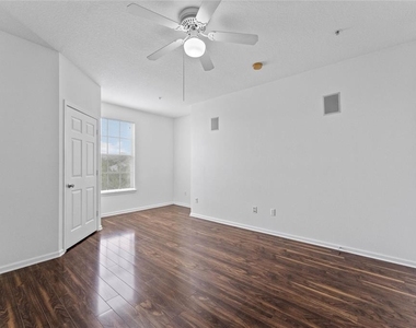 14341 Fredricksburg Drive - Photo Thumbnail 9