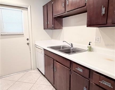 5311 Hansel Avenue - Photo Thumbnail 2
