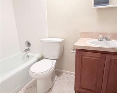 5311 Hansel Avenue - Photo Thumbnail 7