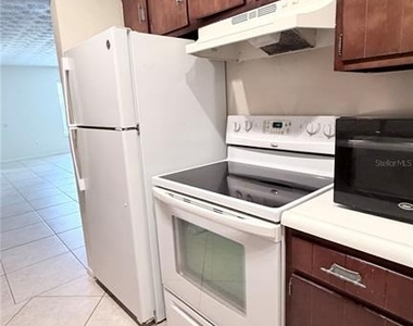 5311 Hansel Avenue - Photo Thumbnail 3