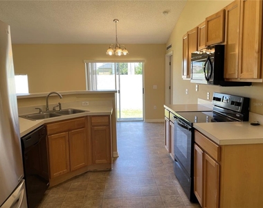 1804 Ashton Park Place - Photo Thumbnail 4