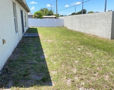 1804 Ashton Park Place - Photo Thumbnail 16