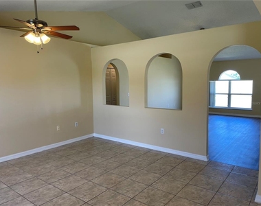1804 Ashton Park Place - Photo Thumbnail 7