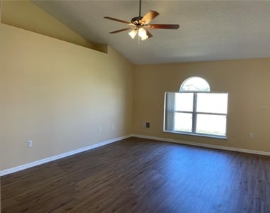 1804 Ashton Park Place - Photo Thumbnail 9