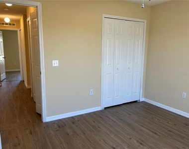 1804 Ashton Park Place - Photo Thumbnail 11