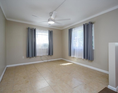 8510 Dot Lane - Photo Thumbnail 12