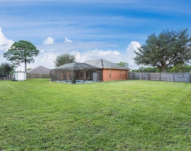 651 Nw North Macedo Boulevard - Photo Thumbnail 24