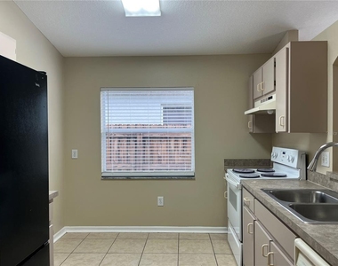 515 Sable Pointe Avenue - Photo Thumbnail 5