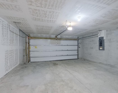 1128 Hayes Avenue S - Photo Thumbnail 15