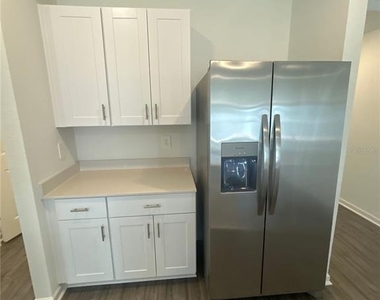 3098 Ne 38th Lane - Photo Thumbnail 4