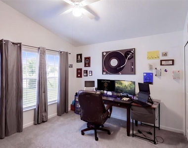 2871 Spring Heather Place - Photo Thumbnail 15
