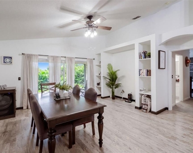 2871 Spring Heather Place - Photo Thumbnail 4