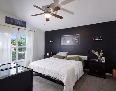 2871 Spring Heather Place - Photo Thumbnail 10