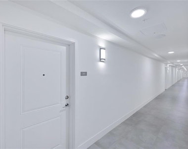 5563 Millenia Park Blvd - Photo Thumbnail 1