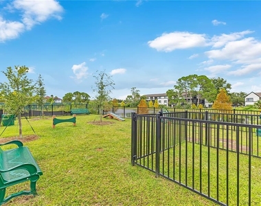 5563 Millenia Park Blvd - Photo Thumbnail 16