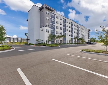 5563 Millenia Park Blvd - Photo Thumbnail 20