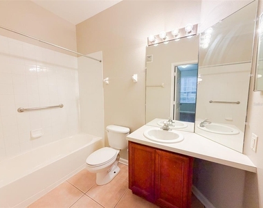3224 Dante Drive - Photo Thumbnail 13
