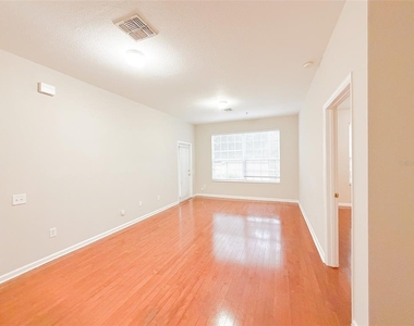 3224 Dante Drive - Photo Thumbnail 9