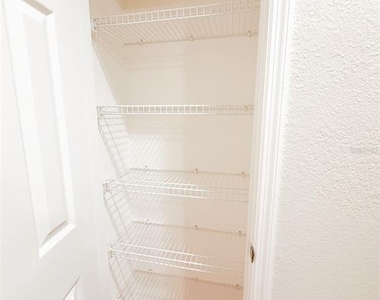 3224 Dante Drive - Photo Thumbnail 31