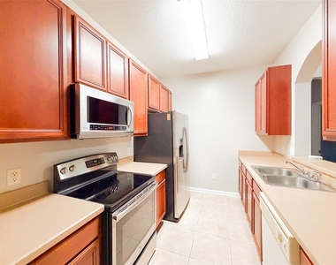 3224 Dante Drive - Photo Thumbnail 4