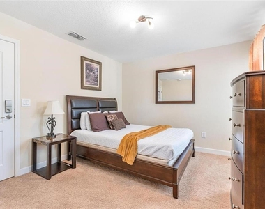 2900 Banana Palm Drive - Photo Thumbnail 21