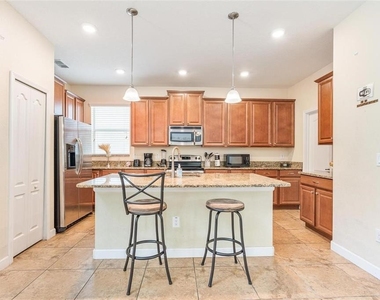 2900 Banana Palm Drive - Photo Thumbnail 13