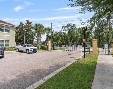 2900 Banana Palm Drive - Photo Thumbnail 3