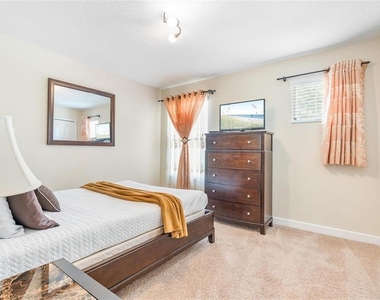 2900 Banana Palm Drive - Photo Thumbnail 22