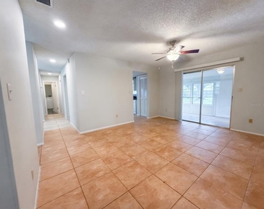 113 S Deerwood Avenue - Photo Thumbnail 5