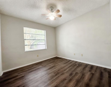 113 S Deerwood Avenue - Photo Thumbnail 8