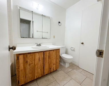 5443 Pinetrail Way - Photo Thumbnail 4