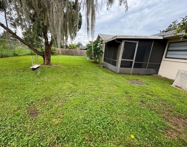 5443 Pinetrail Way - Photo Thumbnail 11