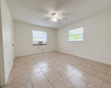 5443 Pinetrail Way - Photo Thumbnail 3