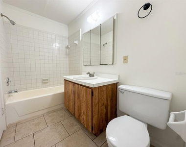 5443 Pinetrail Way - Photo Thumbnail 5