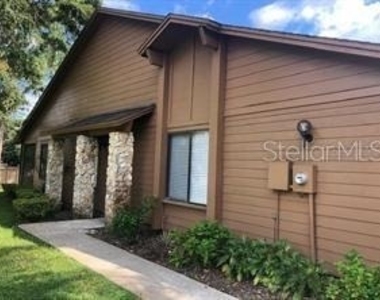 467 Newton Place - Photo Thumbnail 2