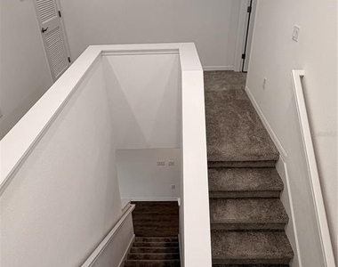 915 Lakefront Village Drive - Photo Thumbnail 29