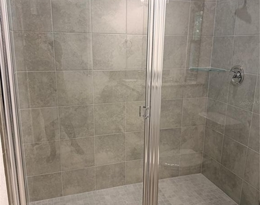 915 Lakefront Village Drive - Photo Thumbnail 40