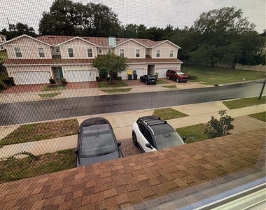 915 Lakefront Village Drive - Photo Thumbnail 46