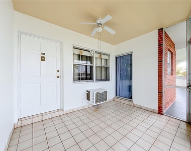 141 Ne 10th Avenue - Photo Thumbnail 16