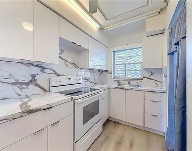 141 Ne 10th Avenue - Photo Thumbnail 22