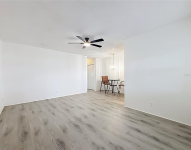 141 Ne 10th Avenue - Photo Thumbnail 17