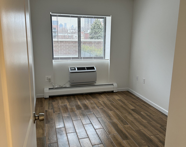 31-64 21st Street - Photo Thumbnail 4